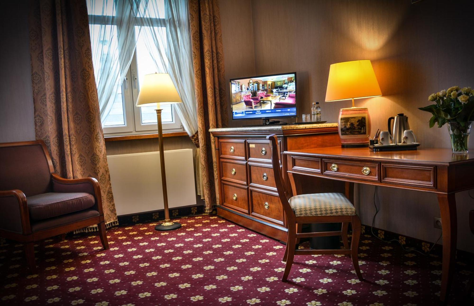 Kaliszki Komoda Club Residence الغرفة الصورة