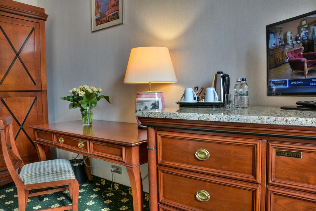 Kaliszki Komoda Club Residence الغرفة الصورة